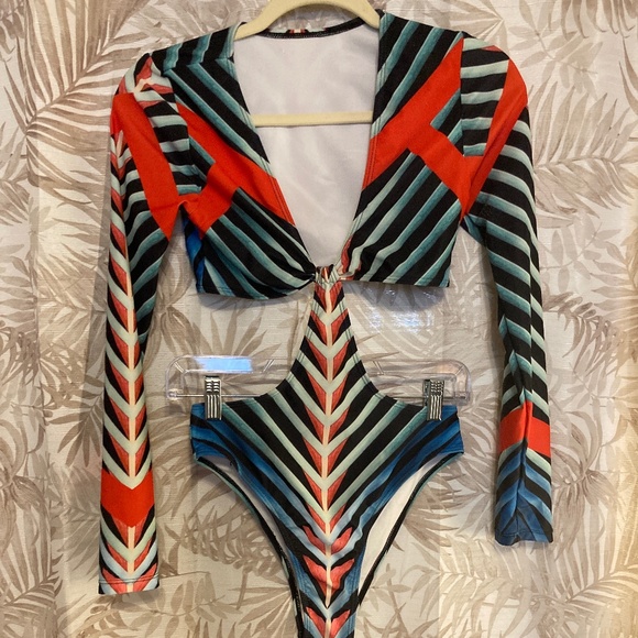 Other - Long-sleeved Geometric Striped Monokini (M)